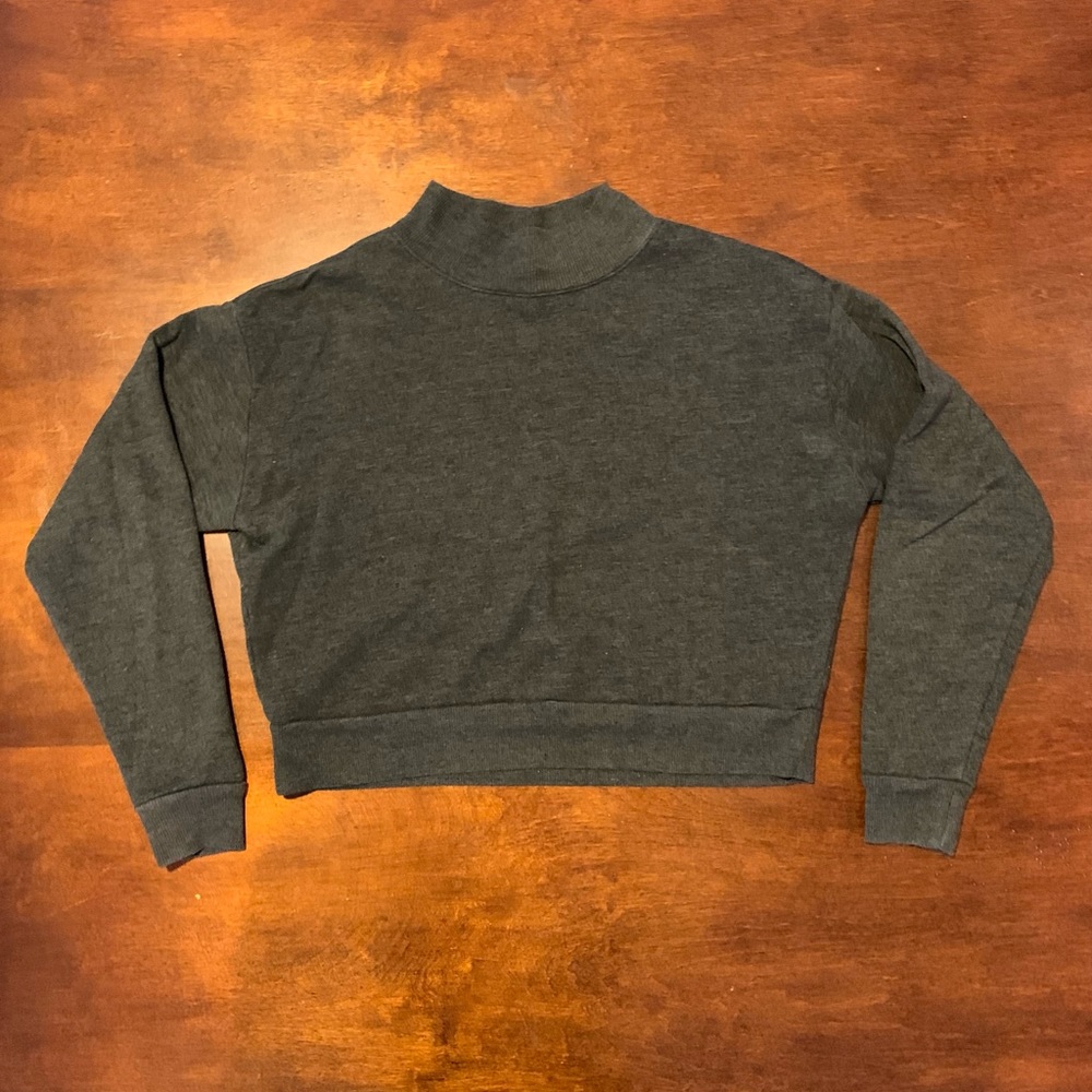 Wild Fable sweatshirt, dark gray women’s size Med